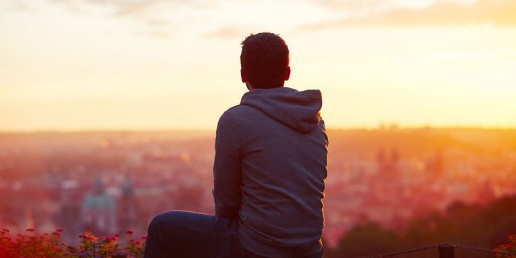 Status buồn giàu ý nghĩa và hàm xúc để thể hiện tâm trạng